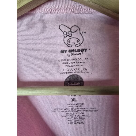 Sanrio Bioworld My Melody Cropped Pink Shirt Size XL 100% Cotton - Picture 5 of 7